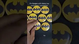Batman Round Metal Pin Badge (Product)