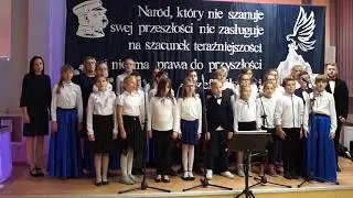 Wspólne odśpiewanie hymnu narodowego - 