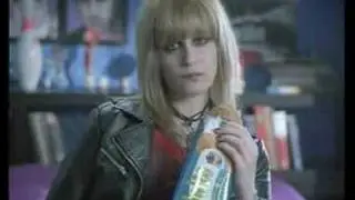 MOLTO Heavy Metal Girl TVC