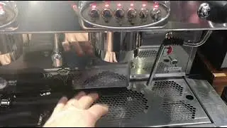 Coffee S1:E1 Setting up the Machine (Syncro Royal) Debut Cafe