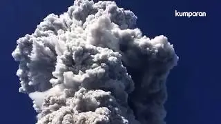 Suasana Jalur Pendakian Gunung Merapi saat Merapi Meletus