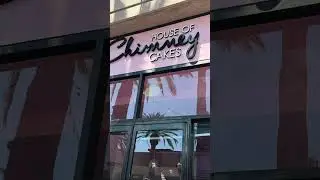 House of Chimney cakes,try the blueberry lemon Ice cream.