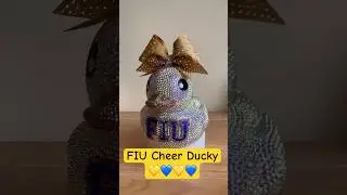 Creating a bling cheer duck for the FIU Cheer team 💛💙@fiuathletics @FIUOnline  #bedazzled