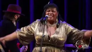 Carly Harvey - Big Legged Woman