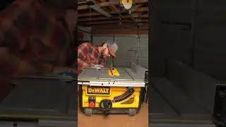 Выравнивание лезвий [настольная пила DEWALT]