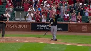 PIT@STL: Cardinals fans cheer Freese in return