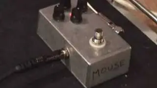 BYOC Build Your Own Clone Leeds Superfuzz Univox , Mouse RAT , Chorus guitar effects pedal demo