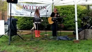 Julia Foodman with Joni Wallace - Singing In The Rain @ Wilton Go Green Festival