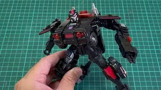 Transformers Age of the Primes Voyager Class Flatline (Robot mode to Off-Road Vehicle mode)