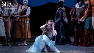 Sasha De Sola in Giselle's famous 'Mad Scene'