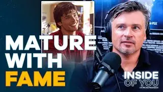 TOM WELLING Shares Perspective of Growing Up With Everyone&rsquo;s Eyes on You
