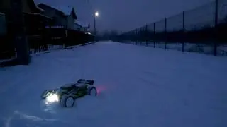 BSR Berserker 1/8 Electric Truggy snow/night  #2