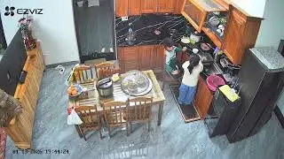 13/1/2025 Khi 2 a e bị điểm kém 🤣