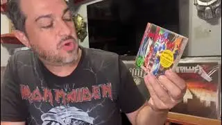 Repostando vídeo de venda de cds da minha coleção 