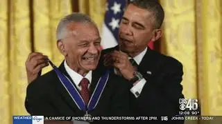 Civil rights pioneer C.T. Vivian dies at the age of 95