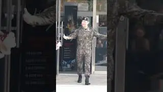 J hope discharged from military!! 💗💗💗 #jhopecomeback #jhopeshorts #jhope #hobi #btsvarmy #btsmembers