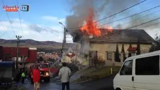 casa mistuita de flacari Gherla