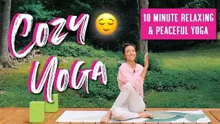 10 Min Relaxing Yoga | Roll out of bed COZY Flow