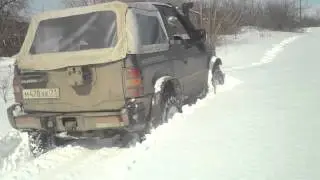 Pajero Штурм сугроба