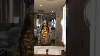 My Shangri-La Eros Hotel Room