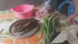 Buat sambel roa 