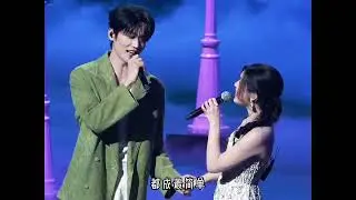 「陳妍希 周柯宇牽手合唱《早安晚安》 真的不要太甜！」 #陳妍希 #周柯宇 #狙擊蝴蝶#微博之夜#早安晚安