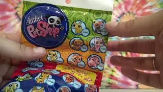 ОТКРЫТИЕ таинственных слепых сумок Littlest Pet Shop!