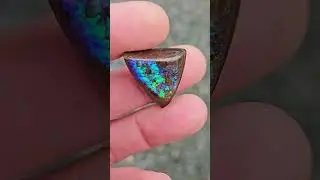 Boulder Opal Pendant &ndash; Turquoise Lagoon