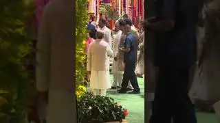 Anant Ambani Seeks Blessings of Ganpati Bappa at Ambani House | Ganesh Chaturthi 2024
