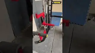 functional trainer with smith machine home gym #motivation #workout #homegym #cablecrossover #pully