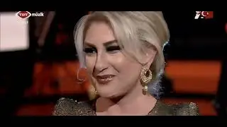Muazzez Ersoy - Bir Şarkısın Sen(Samanyolu) (CANLI)