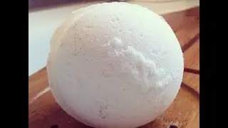 12 Days of Lush Demos... Day 3- Twinkle Bath Bomb!