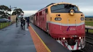 Morning peak at Rockbank - Melbourne Transport