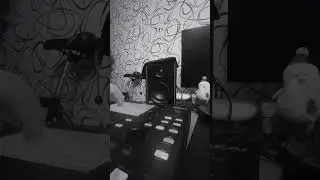 Study on MPC One. Guit boom bap #beatmaking #boombap #mpcone #mpconelovers
