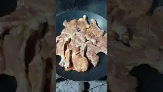 do&ntilde;a Mari hizo pollo al mojo de ajo con lim&oacute;n para cenar en familia 🤗#Las Ocurrencias de do&ntilde;a Mari 