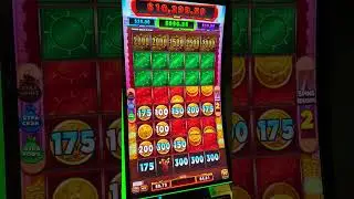 Louie&rsquo;s Gold XTRA CASH DOUBLE POP!! #slots #slot #slotscasinogames #casino #slotmachine #slotplayer