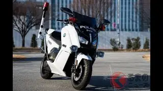 警察官がチャリで歩道走行するの違反じゃない？ 「緊急車両」に該当するの？ 街中で見かける光景、疑問の答えは？