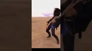 🎸 GNR guitar melody gives chills! 🤘#Shorts #GunsNRoses #Slash #GuitarSolo #RockLegend #FYP