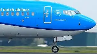 🇳🇱KLM Airlines Boeing 737-700✈️ Reg: PH-BXC Close Up Landing At Amsterdam Airport 