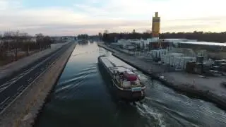 Spitsenvaart op de Zuid Willemsvaart