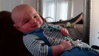 Baby Xander working out a poop SO FUNNY!