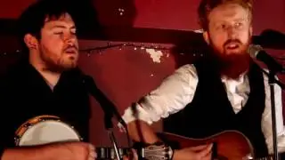 Hire A Band Kent - Newfangled Jesters - a Mumford & Sons style band