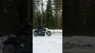 This guy's ripping pretty good for snow!