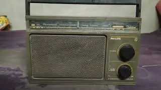 Philips Philattna radio📻 #philipsradio#old#oldsong#sonyradio#vintage#bush#nationalpanasonic