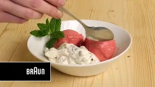 Recept Braun MultiQuick 9 staafmixer | Aardbeienijs met koekjes en slagroom