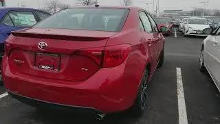 Toyota 2018 Corolla SE versus LE in Madison WI
