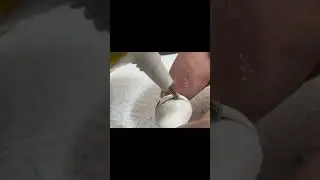 Reparaci&oacute;n AirPod roto / Broken Airpod Repair #apple  #viral #satisfying #cleaning #fyp 