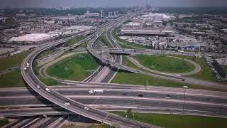 🎥 Flying over Highway 427 and the Gardiner Expressway (Toronto ON Canada)