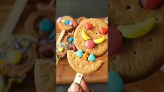 You&rsquo;ve NEVER Seen Biscuits Like This Biscuit & Skittles Popsicle! 😱🍪 #shorts