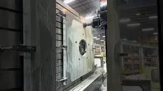 Ending the week with a large #cncmilling milling on one of our Kuraki Horizontal boring mills. 🗜